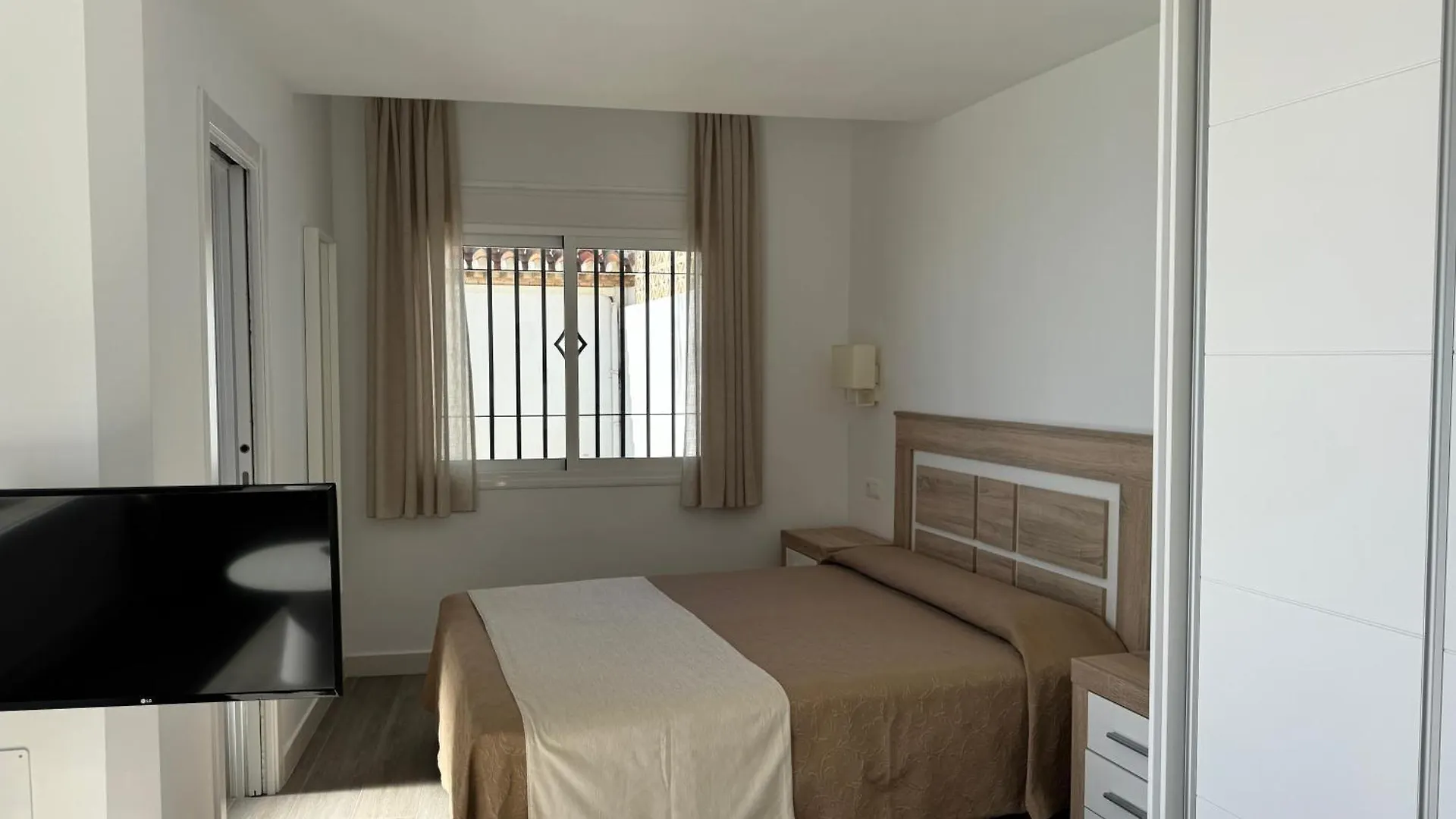 Apartamentos Perla Marina Nerja Espagne